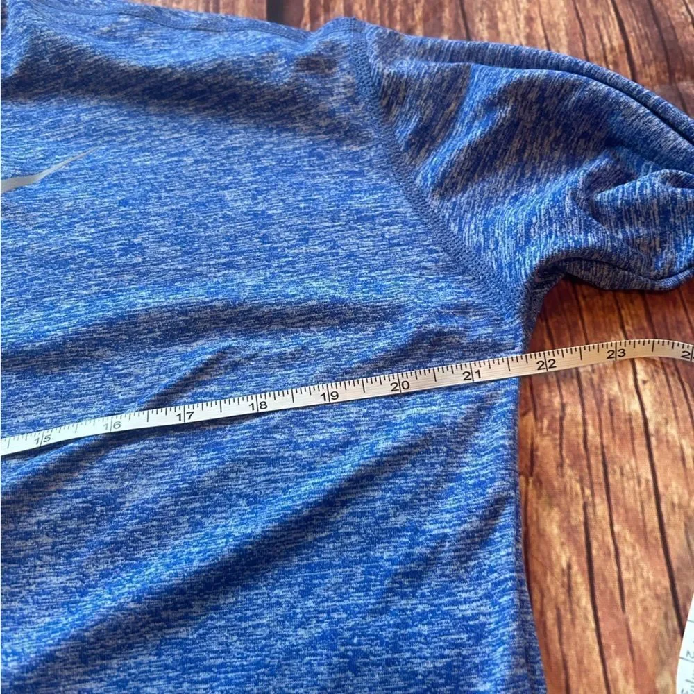 Women’s Nike Running Long Sleeve Shirt Blue Size L